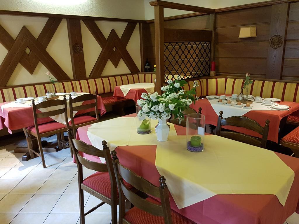 באדן Helenental Pension & Apartments מראה חיצוני תמונה